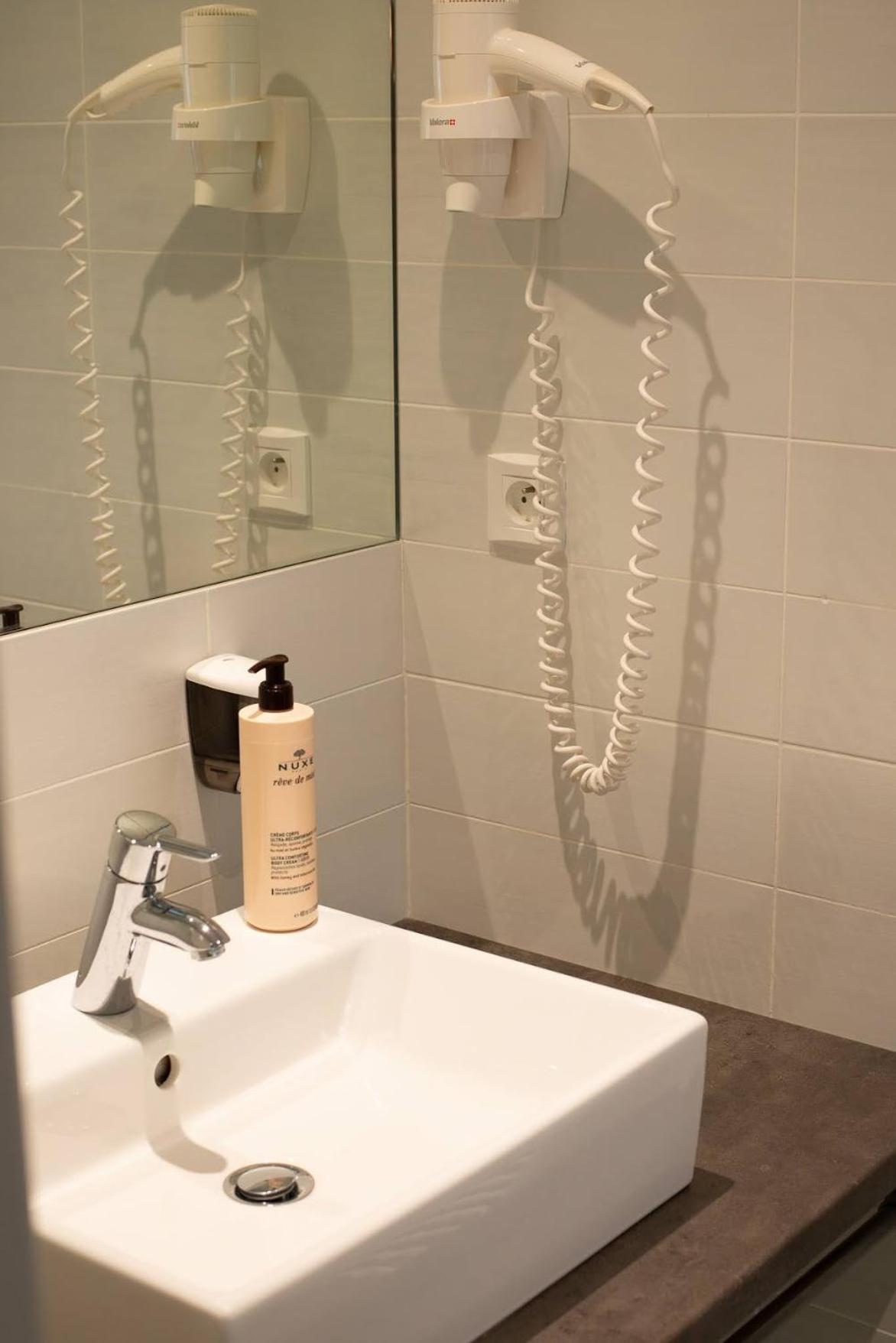 Sechex Nous Hotel Margencel ภายนอก รูปภาพ